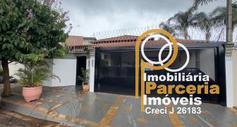 CASA NO BAIRRO ELDORADO | ESPAÇO, CONFORTO E LAZER COMPLETO